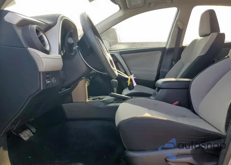 2017 Toyota Rav4 Xle z USA, uszkodzony, nr VIN 2T3WFREV3HW371341